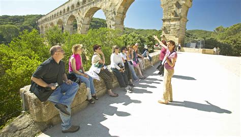 A Guided Tour .